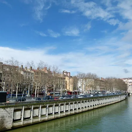 Vieux Cour Renaissance Apartament
